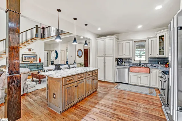 $1,199,000 | 116 Edens Shoals Court, Six Mile, SC 29682