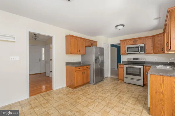 $360,000 | 201 Lake Caroline Drive, Ruther Glen, VA 22546