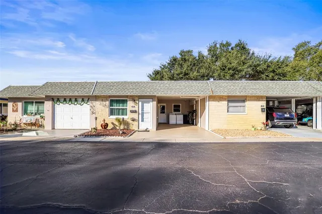 $170,000 | 242 Skyloch Drive East, Dunedin, FL 34698