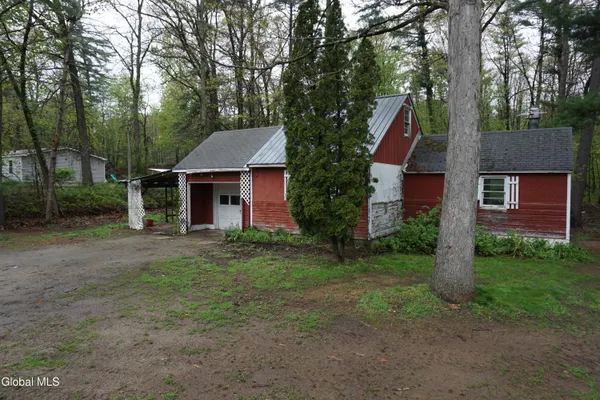 $89,000 | 8 Scout Road, Wilton, NY 12831