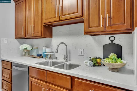 $448,999 | 2137 Otis Drive, Unit 111, Alameda, CA 94501