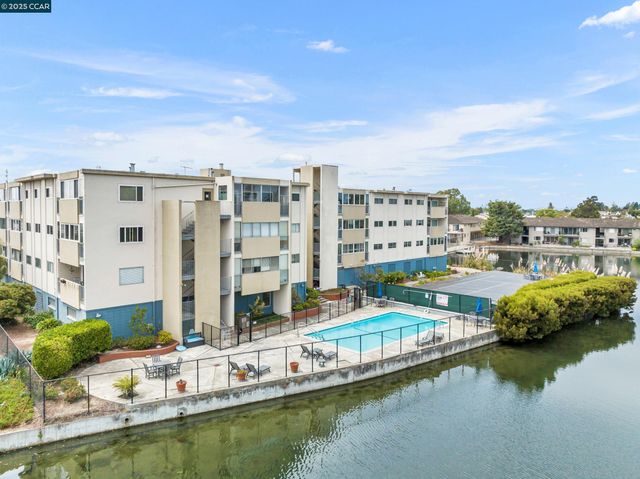 $448,999 | 2137 Otis Drive, Unit 111, Alameda, CA 94501