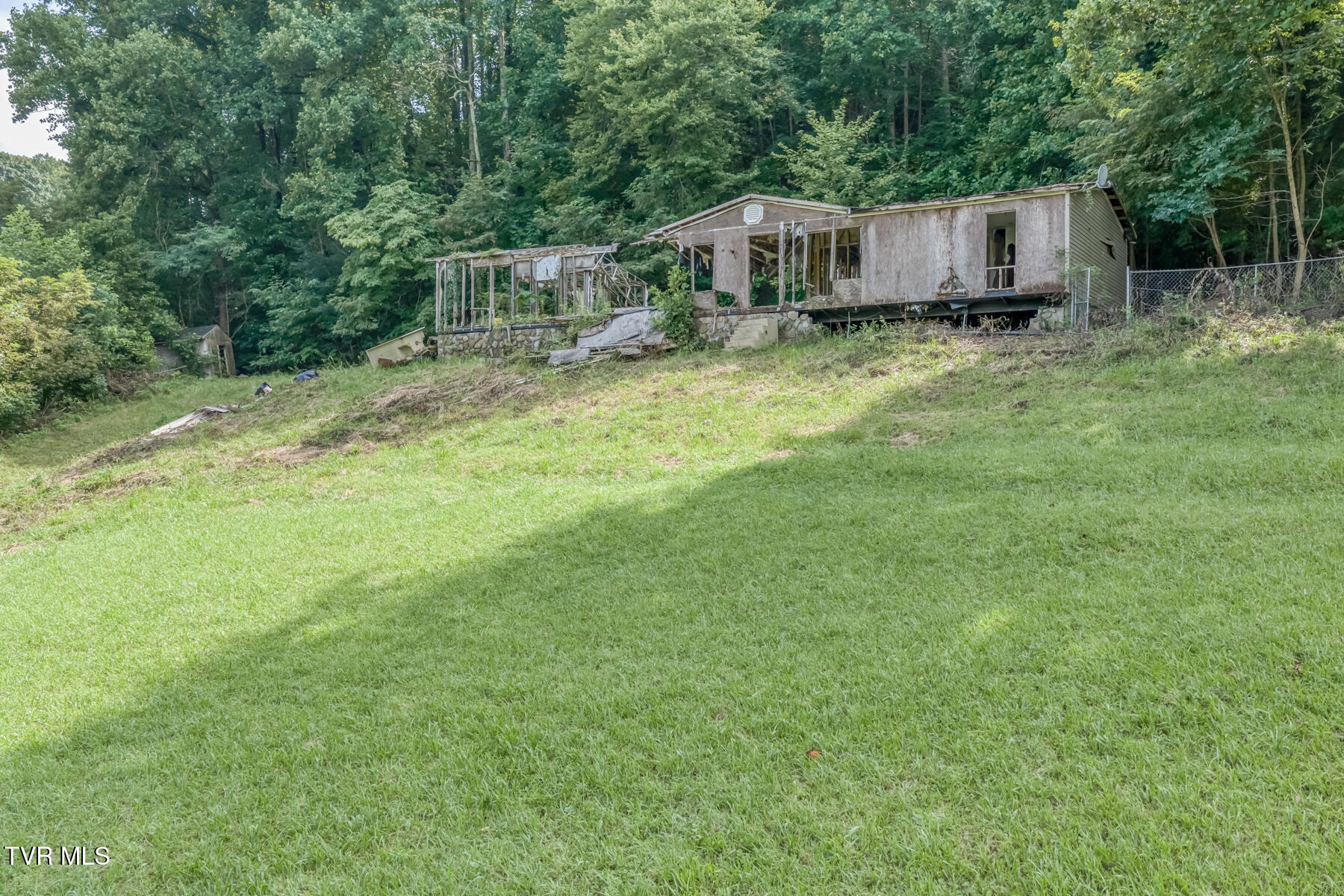 6128 East Carters Valley Road Hiltons, VA 24258 - Photo 16 of 24 6128 E Carters Valley Rd-21