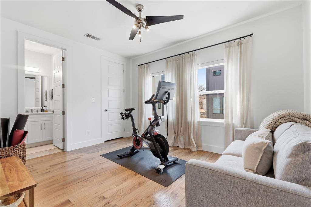 1925 North Prairie Avenue Dallas, TX 75204 - Photo 19 of 28