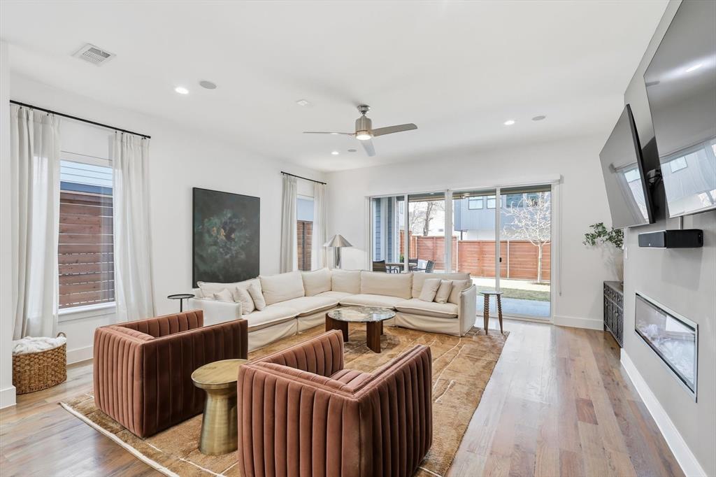 1925 North Prairie Avenue Dallas, TX 75204 - Photo 9 of 28