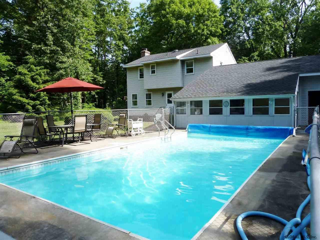 432 Wallace Road Colonie, NY 12304 - Photo 15 of 17 Photo 15