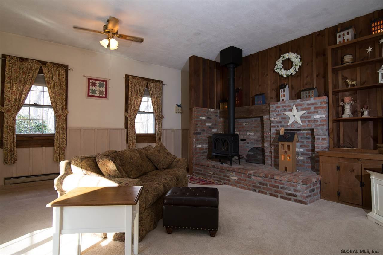 432 Wallace Road Colonie, NY 12304 - Photo 3 of 17 Photo 3