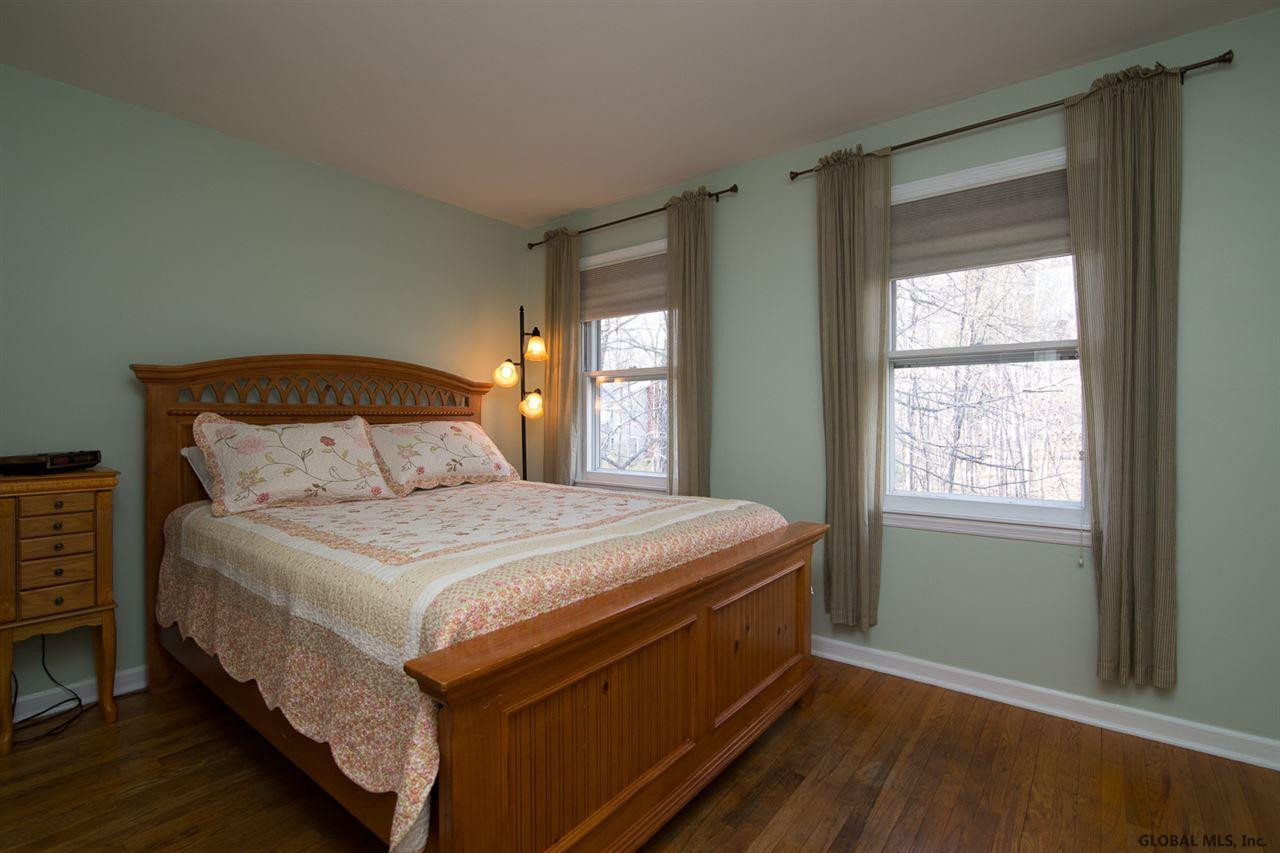 432 Wallace Road Colonie, NY 12304 - Photo 10 of 17 Photo 10