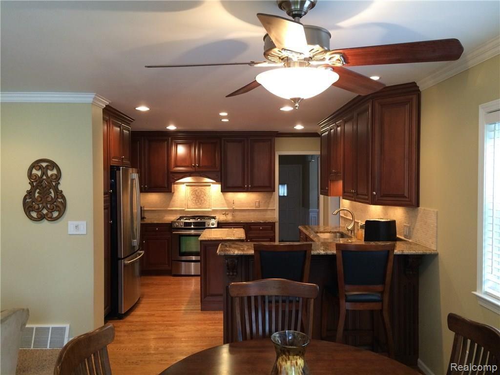 1378 Audubon Road Grosse Pointe, MI 48230 - Photo 28 of 60 IMG_1680.JPG
