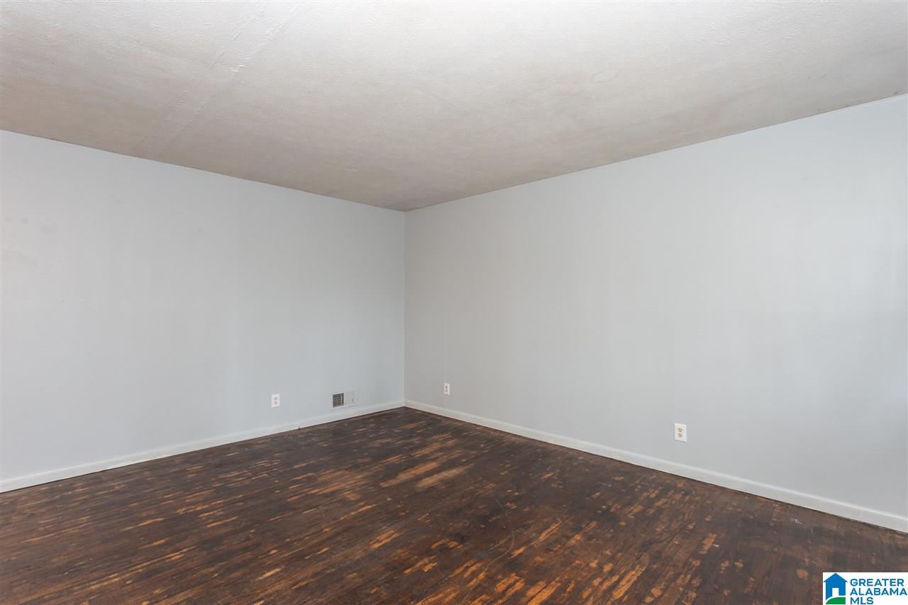 336 45th Street West Anniston, AL 36206 - Photo 8 of 32
