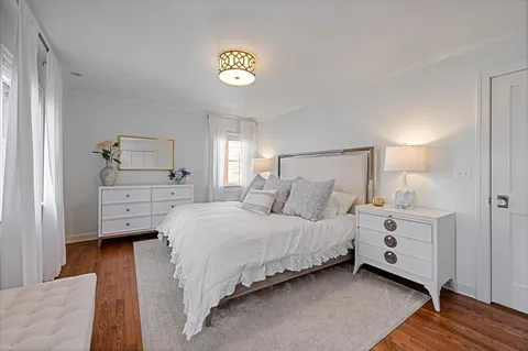 $1,150,000 | 2237 Thornwood Avenue, Wilmette, IL 60091