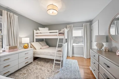 $1,150,000 | 2237 Thornwood Avenue, Wilmette, IL 60091