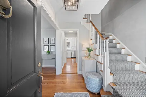 $1,150,000 | 2237 Thornwood Avenue, Wilmette, IL 60091