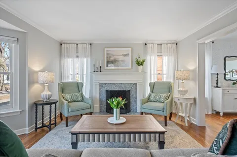 $1,150,000 | 2237 Thornwood Avenue, Wilmette, IL 60091