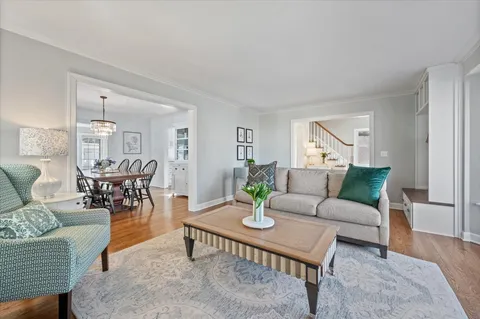 $1,150,000 | 2237 Thornwood Avenue, Wilmette, IL 60091