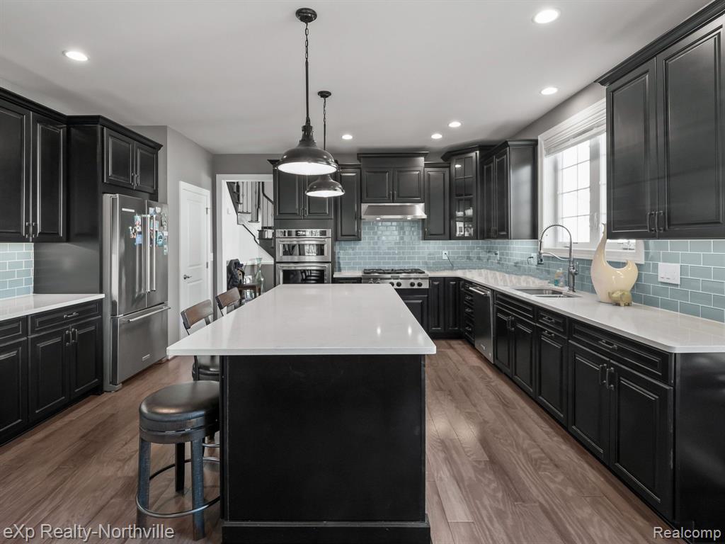 42776 Cardinal Way Novi, MI 48375 - Photo 11 of 46