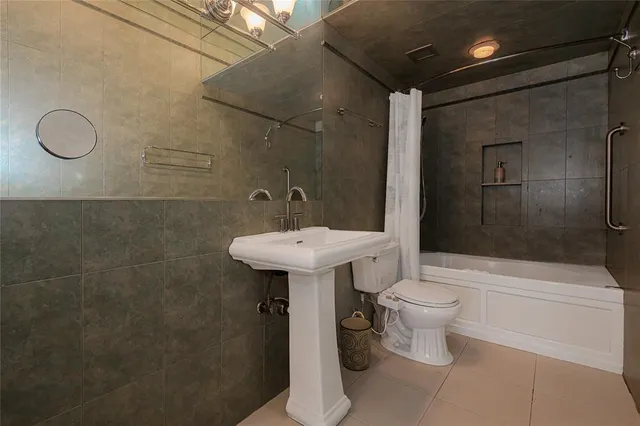 $350,000 | 1985 South Ocean Drive, Unit 2E, Hallandale Beach, FL 33009