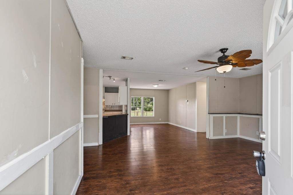 18494 Broken Arrow Road Hilliard, FL 32046 - Photo 13 of 82