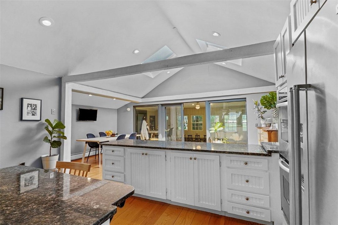 275 Mattity Road North Smithfield, RI 02896 - Photo 7 of 44 Gallery Image 7