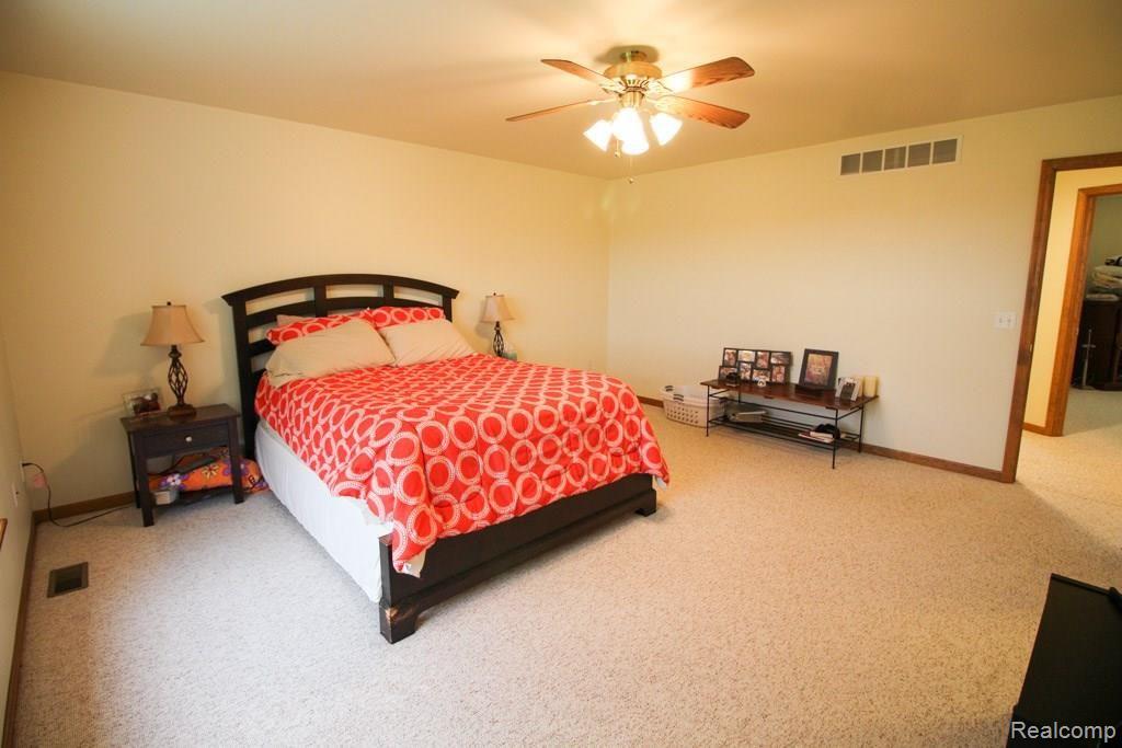 5604 Genesee Road Lapeer, MI 48446 - Photo 11 of 20 Final (19 of 22).jpg
