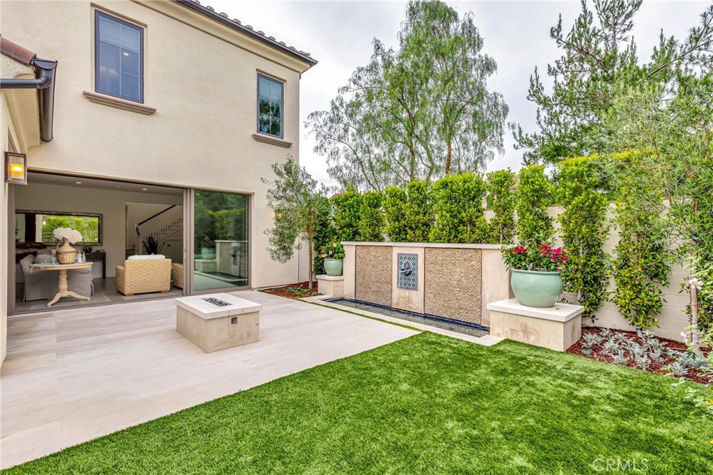 100 Della Irvine, CA 92602 - Photo 20 of 31