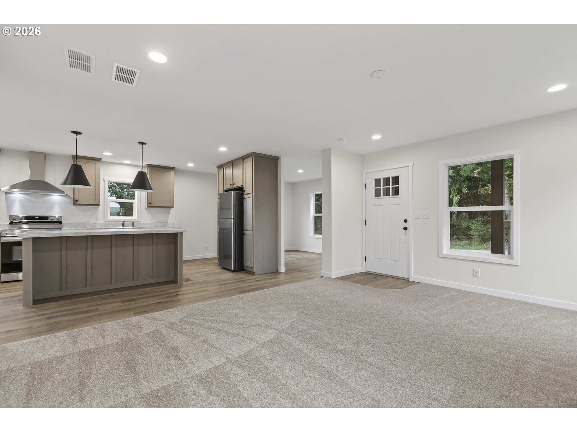 707 10th Street Vader, WA 98593 - Photo 6 of 34