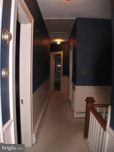 829 Buckingham Road Cumberland, MD 21502 - Photo 8 of 25 2nd floor hallway
