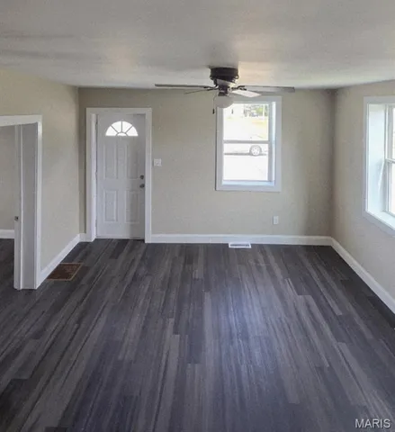 $145,000 | 923 South High Street, Belleville, IL 62220