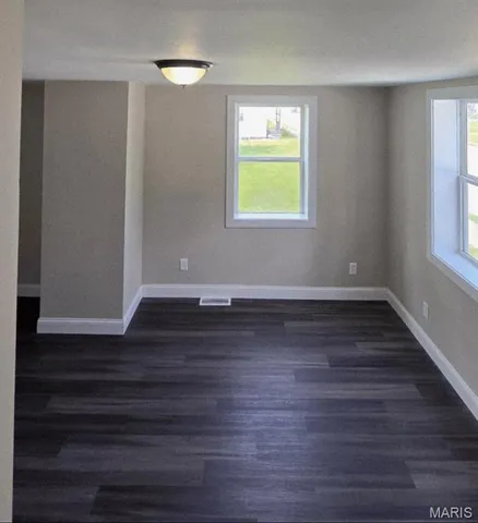 $145,000 | 923 South High Street, Belleville, IL 62220