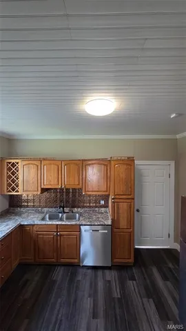 $145,000 | 923 South High Street, Belleville, IL 62220