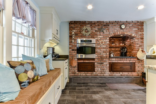 122 Haynes Road Sudbury, MA 01776 - Photo 8 of 26 Gallery Image 8
