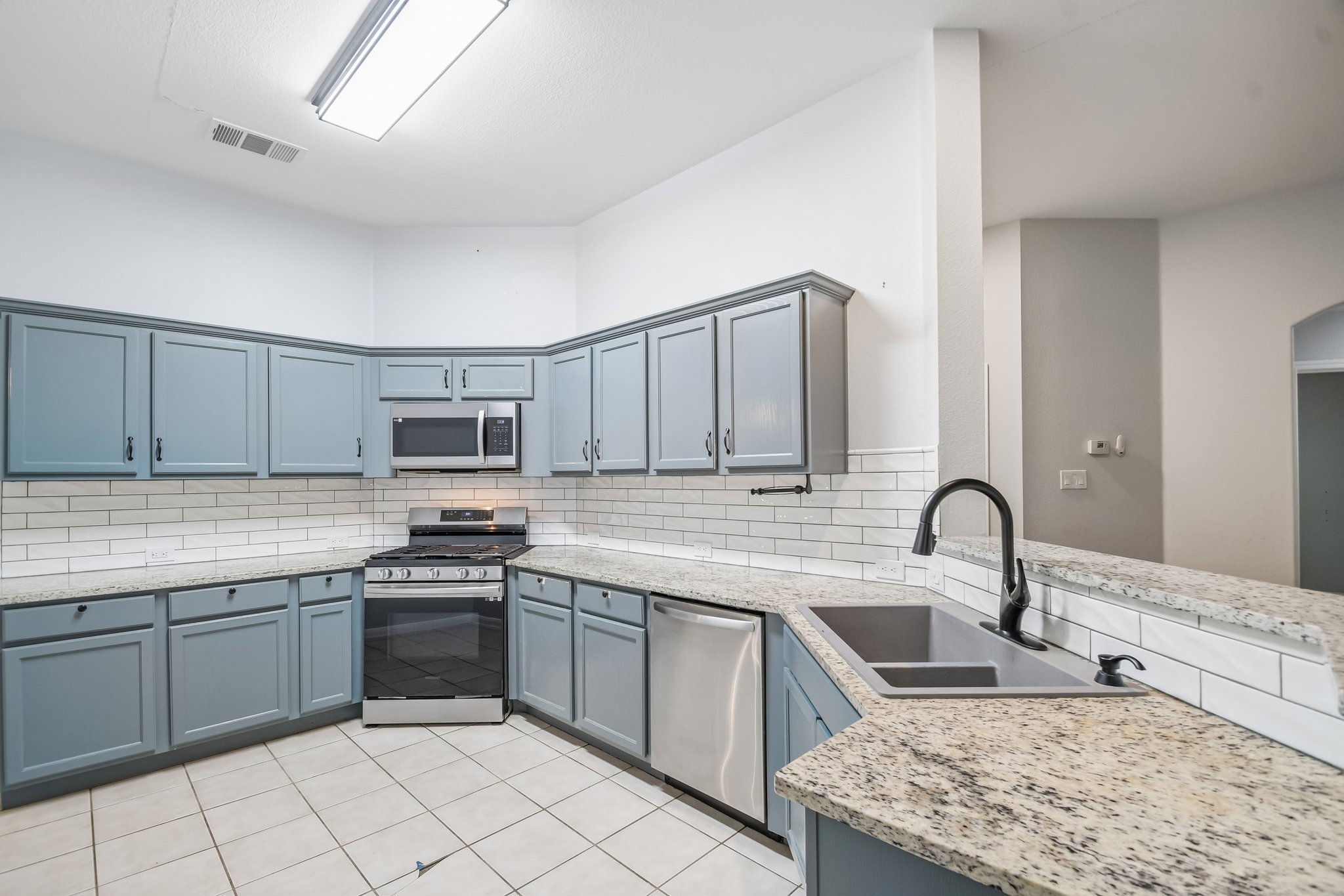 596 Goldenrod Street Kyle, TX 78640 - Photo 8 of 24