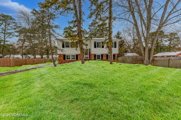 $2,800 | 202 Manahawkin Trail, Browns Mills, NJ 08015