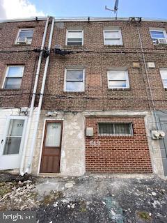569 Snowden Road Upper Darby, PA 19082 - Photo 17 of 17 Exterior rear