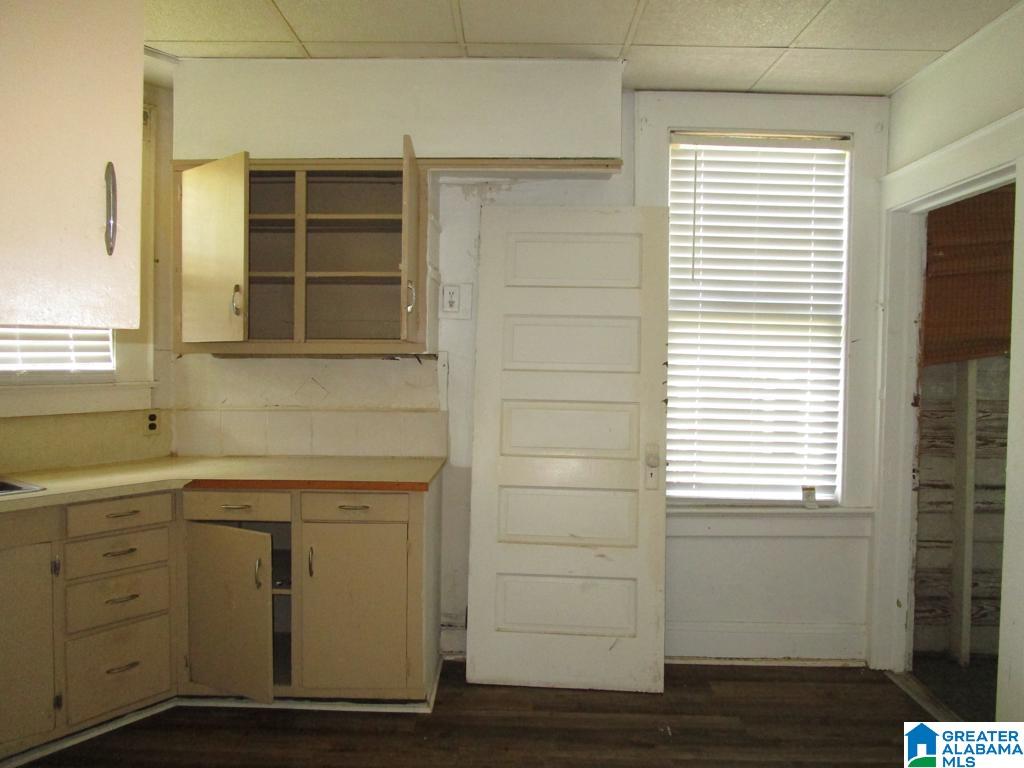 4116 Debardeleben Avenue Fairfield, AL 35064 - Photo 7 of 24