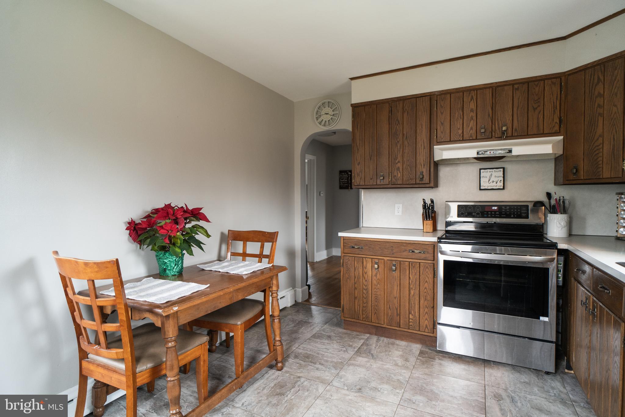 2944 Upper Ridge Road Pennsburg, PA 18073 - Photo 14 of 36 Kitchen