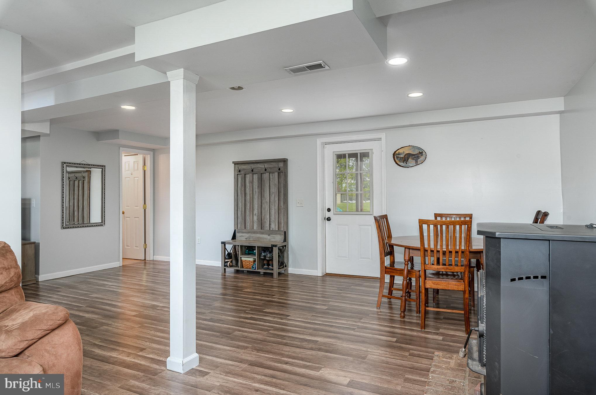 6111 Salem Run Road Dover, PA 17315 - Photo 20 of 31 Gallery Image 20