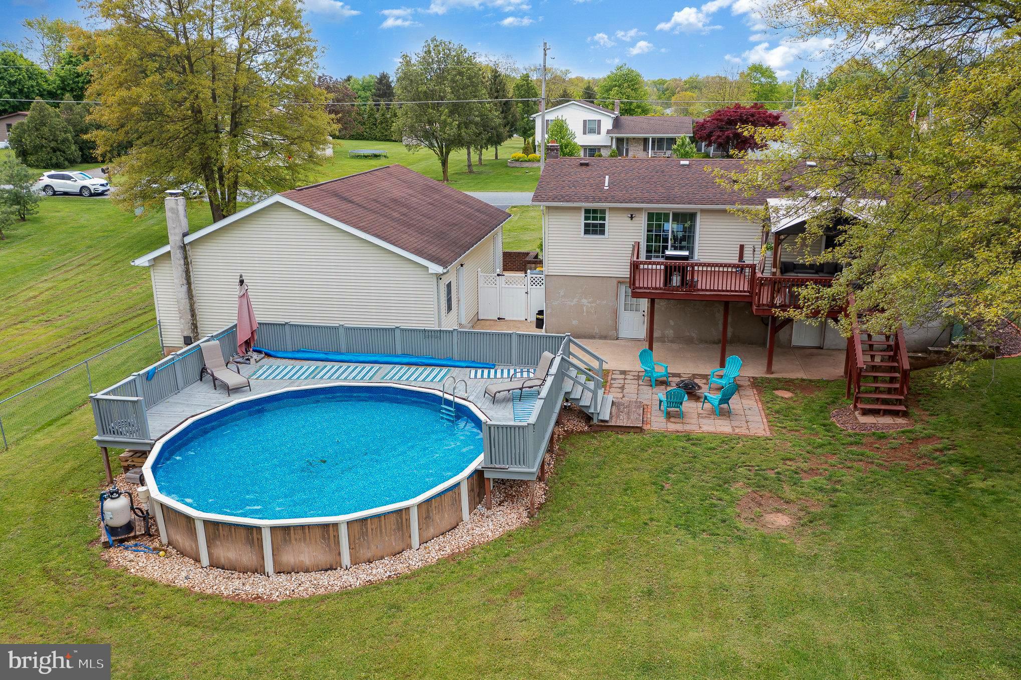 6111 Salem Run Road Dover, PA 17315 - Photo 3 of 31 Gallery Image 3