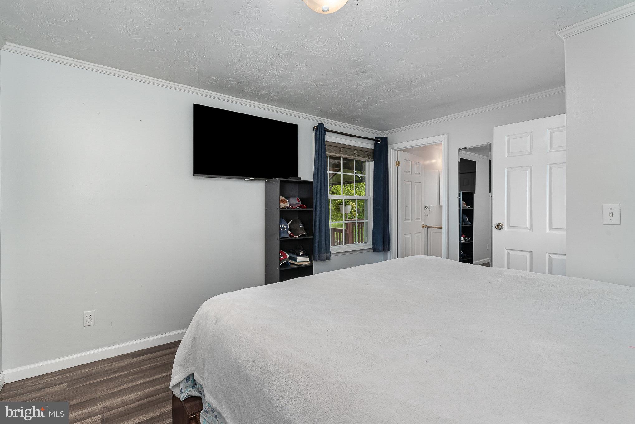 6111 Salem Run Road Dover, PA 17315 - Photo 10 of 31 Gallery Image 10