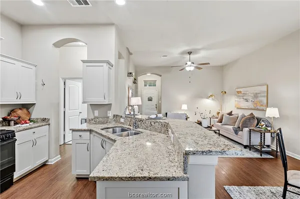 $276,900 | 3047 Positano Loop, Bryan, TX 77808