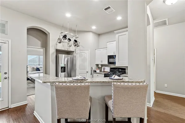 $276,900 | 3047 Positano Loop, Bryan, TX 77808