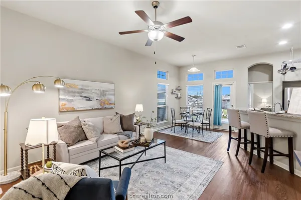 $276,900 | 3047 Positano Loop, Bryan, TX 77808