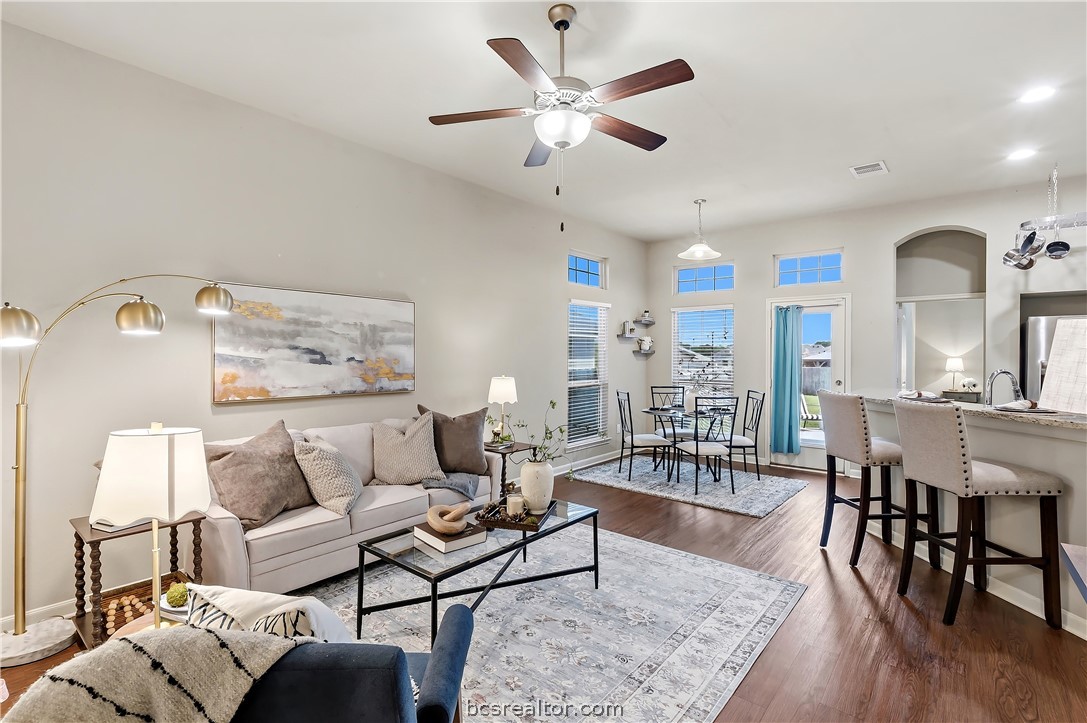 3047 Positano Loop Bryan, TX 77808 - Photo 3 of 24