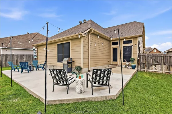$276,900 | 3047 Positano Loop, Bryan, TX 77808