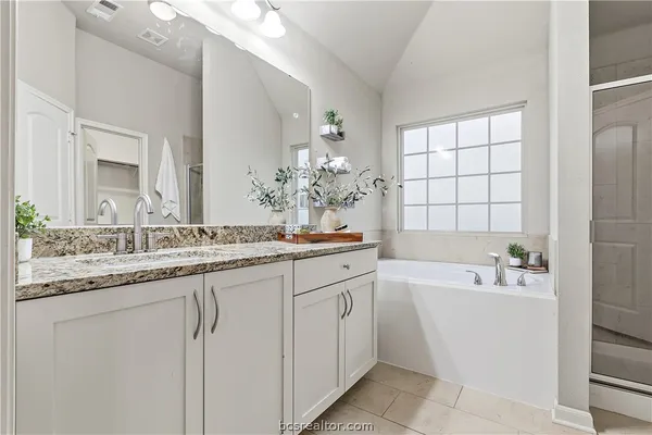 $276,900 | 3047 Positano Loop, Bryan, TX 77808