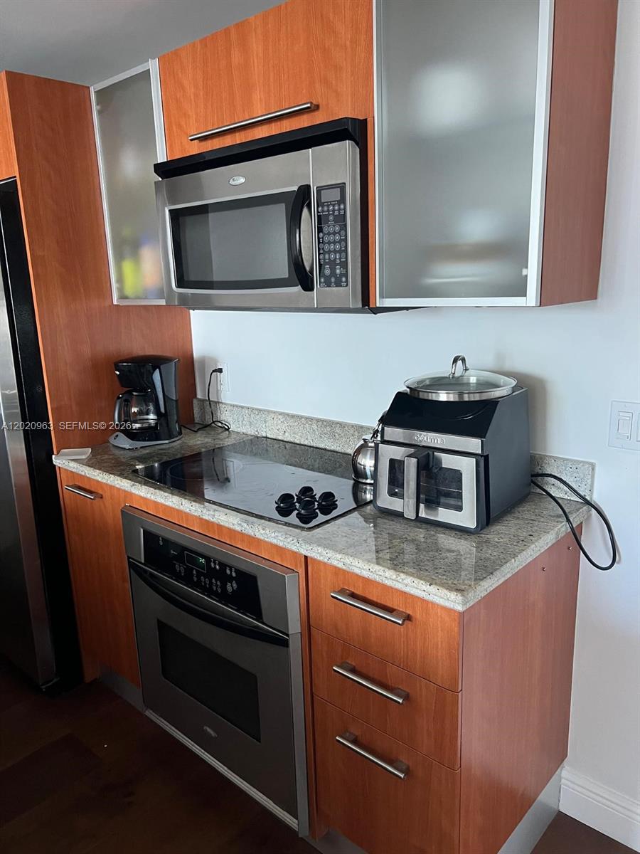 185 Southwest 7th Street, Unit 3209 Miami, FL 33130 - Photo 3 of 54