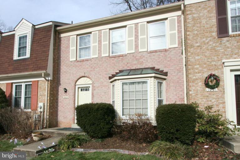 Brick Front Townhome in Lovely Setting