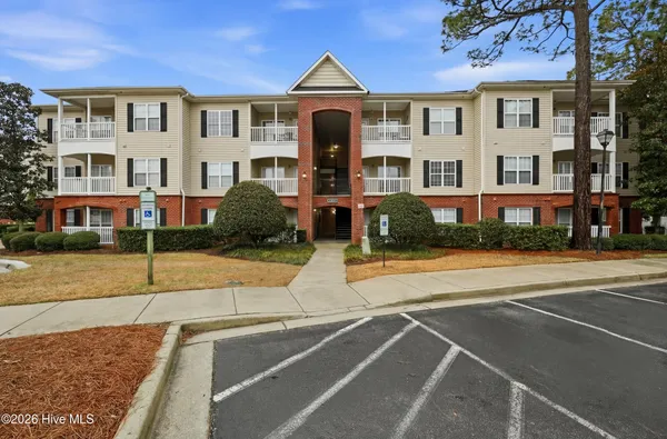 $255,000 | 1500 Cadfel Court, Unit 302, Wilmington, NC 28412