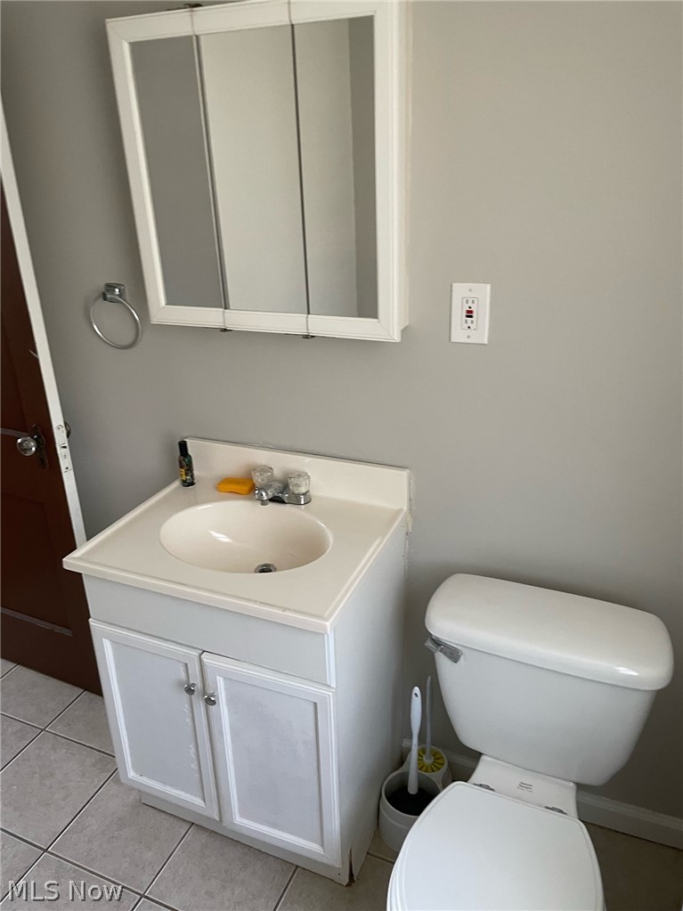 3529 Normandy Road Cleveland, OH 44120 - Photo 17 of 26 Up Unit