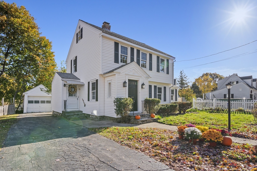 12 Prudential Road Worcester, MA 01606 - Photo 4 of 29 Gallery Image 4